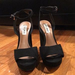 4” Steve Madden Heels (Black)